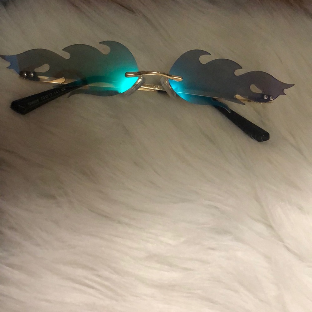 Multicolored Fire Flame Sunglasses - Picture 3 of 4
